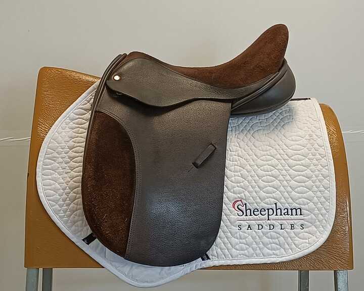 black country GP saddle